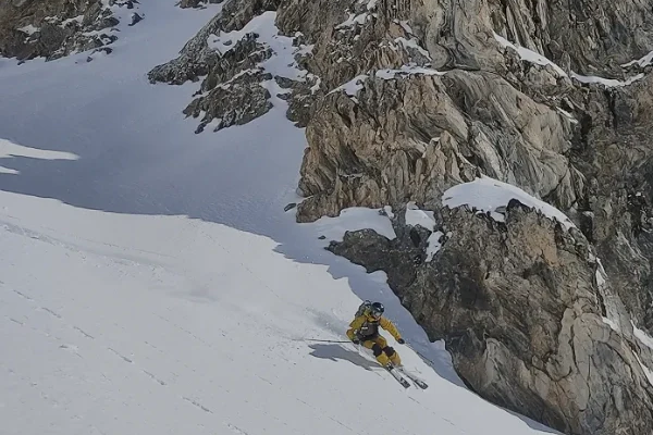 ADRET - Anatomie d'un ski léger